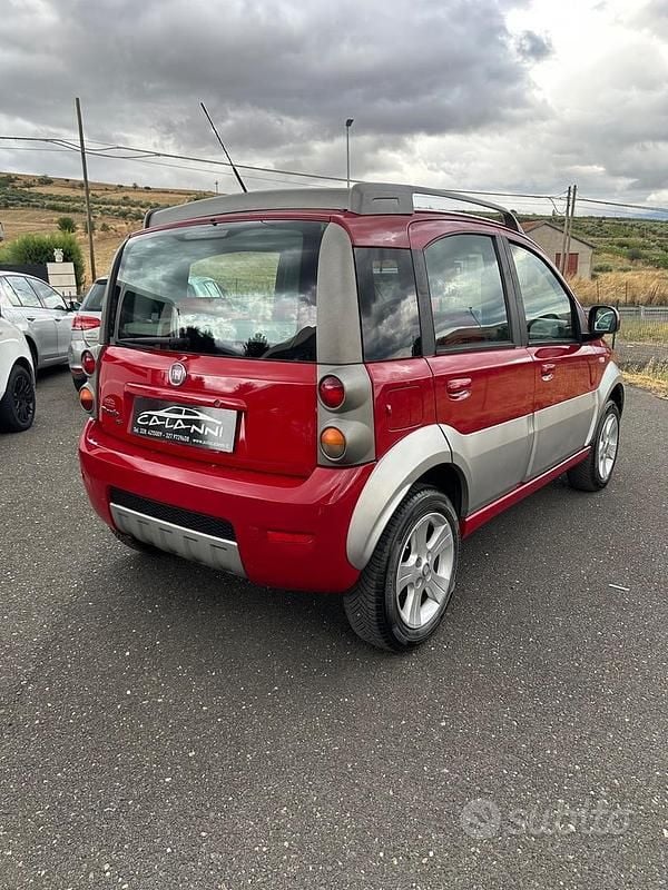 Usata Fiat Panda Cross Cross 75 CV (55 kW) 2010 Rosso Utilitaria
