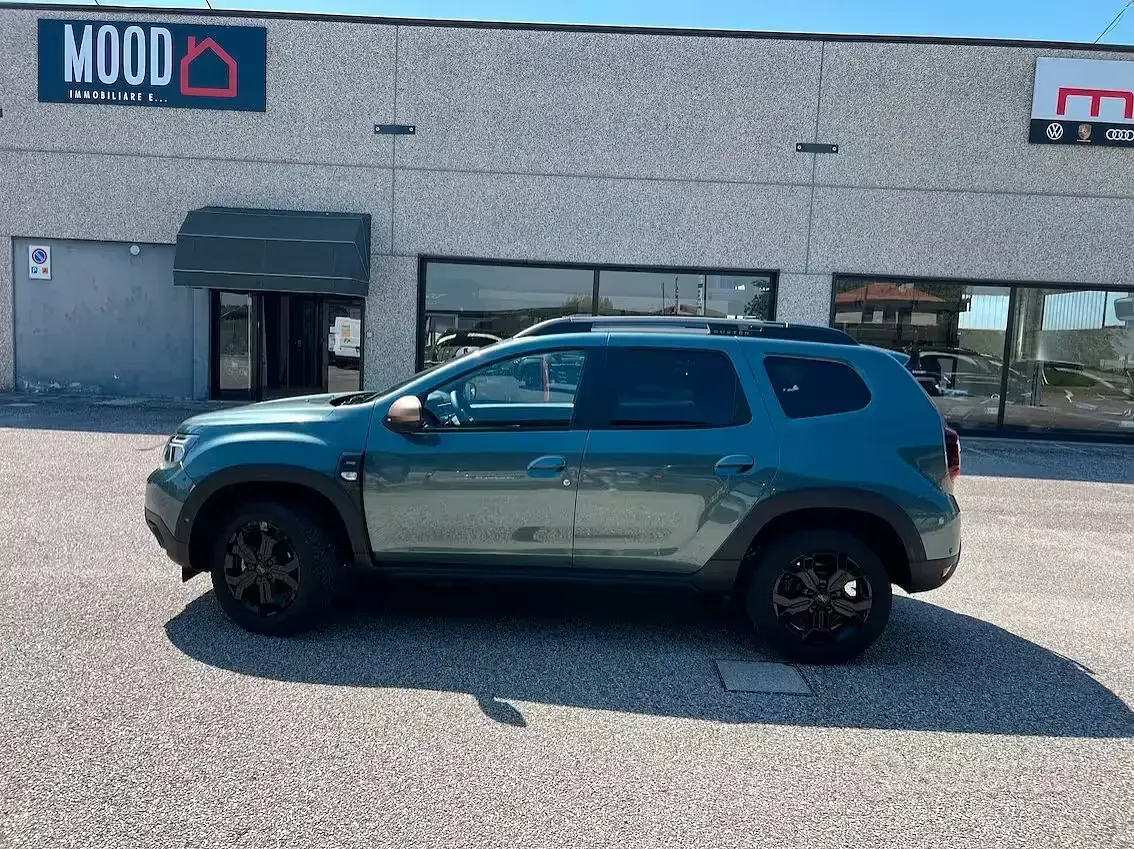 Usata Dacia Duster Extreme 101 CV (74 kW) 2024 Verde SUV