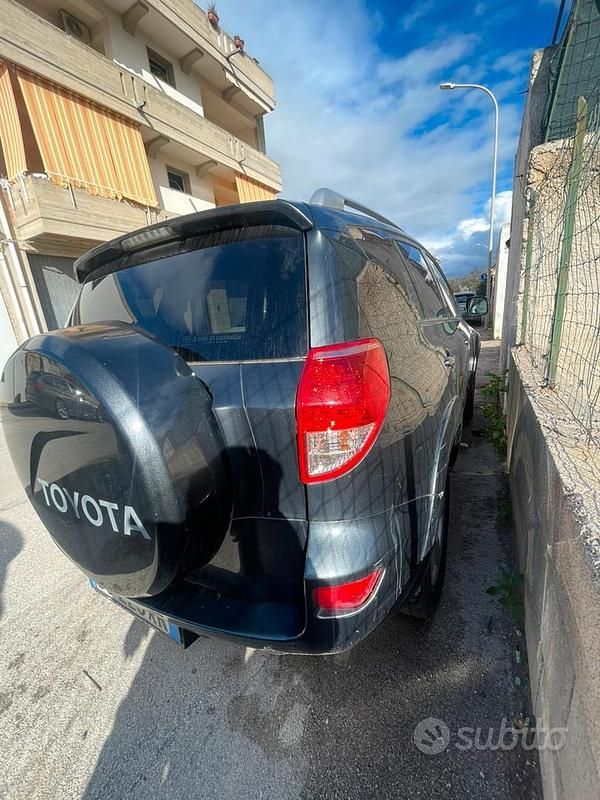 Usata Toyota RAV4 2006 Nero SUV