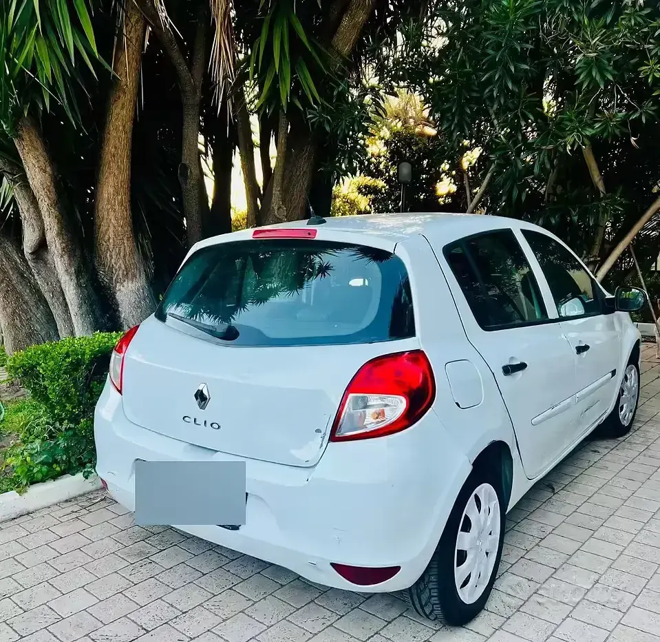 Usata Renault Clio II Dynamique 2010 Bianco Berlina
