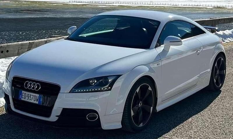Bianco Usata 2010 Audi TT Ambiente Coupé | 17.500 € (Molto cara) - Immagine 1/4