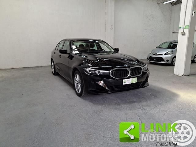 Usata BMW 320 Advantage 184 CV (135 kW) 2022 Nero Berlina