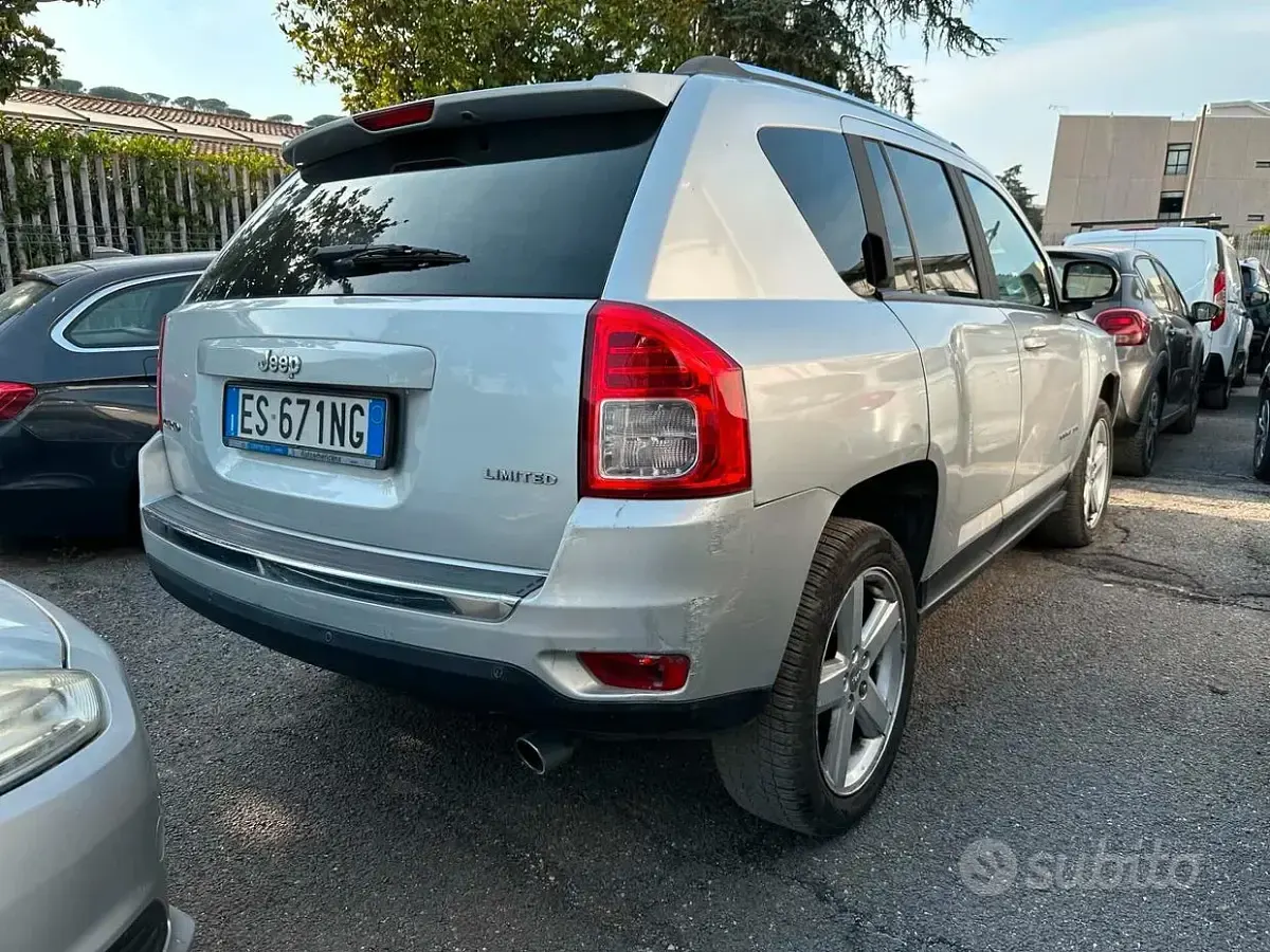 Usata Jeep Compass Limited 163 CV (119 kW) 2013 Grigio SUV