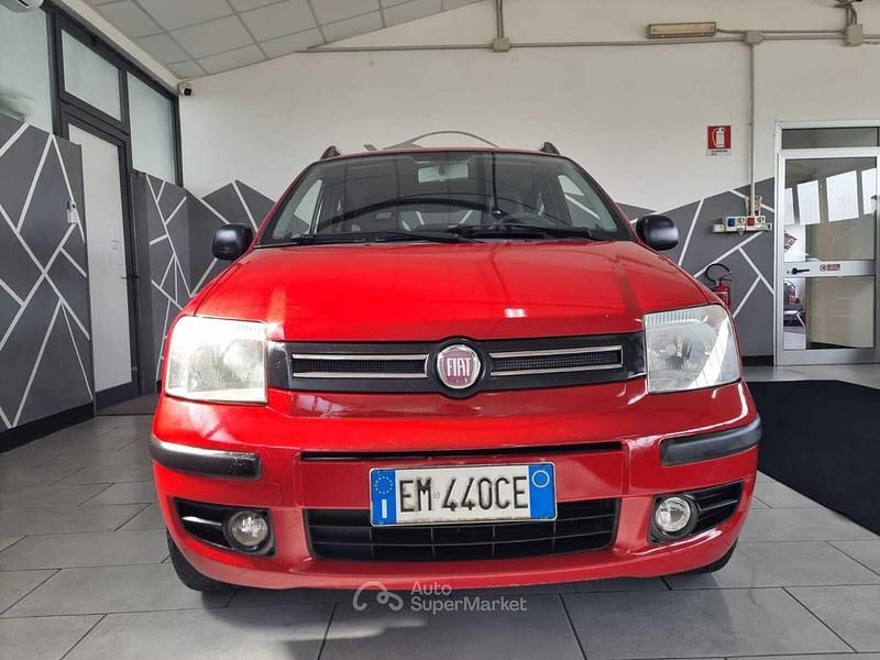 Usata Fiat Panda 77 CV (56 kW) 2012 Rosso Utilitaria