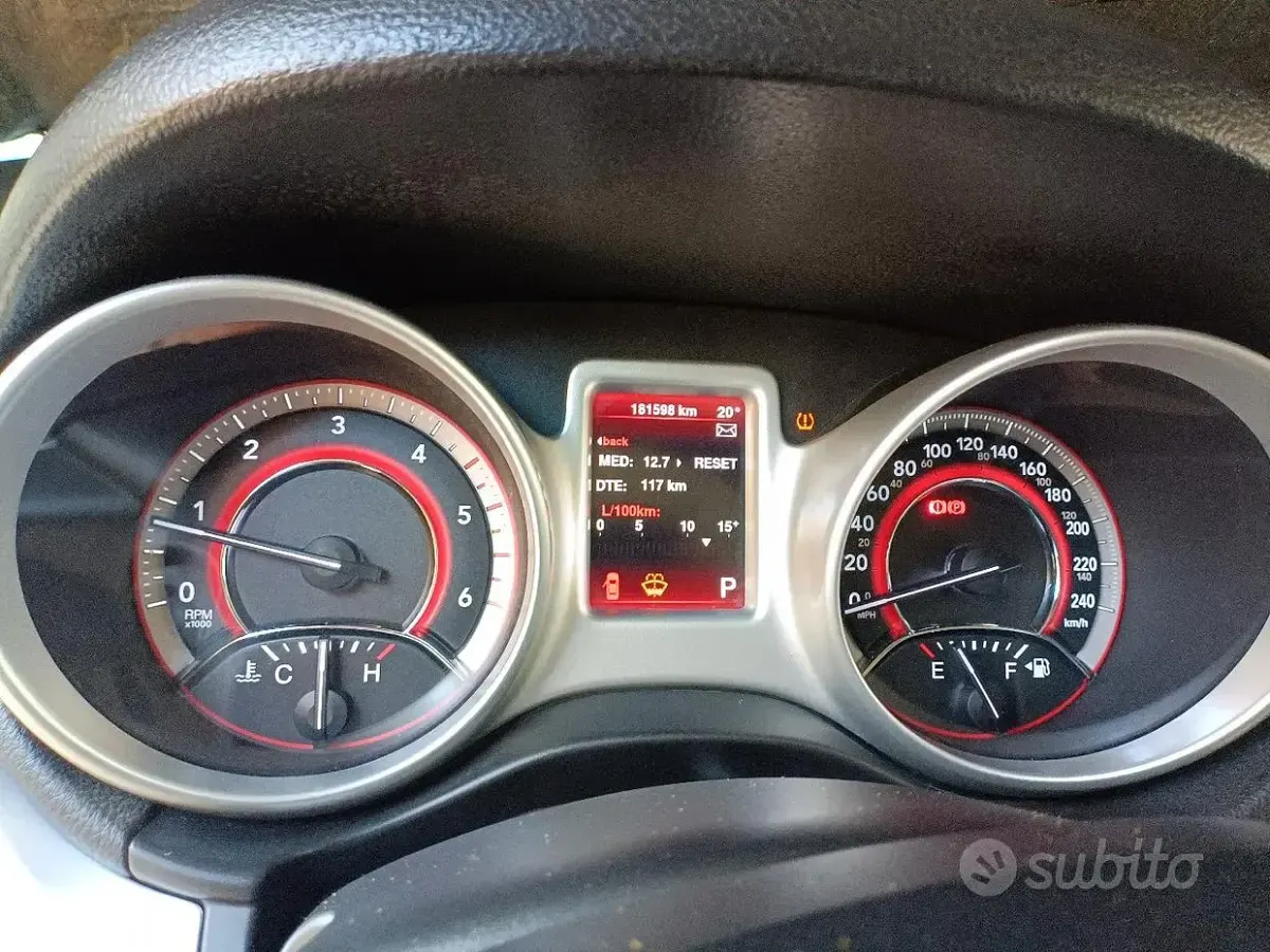 Usata Fiat Freemont Lounge 170 CV (125 kW) 2013 Nero SUV