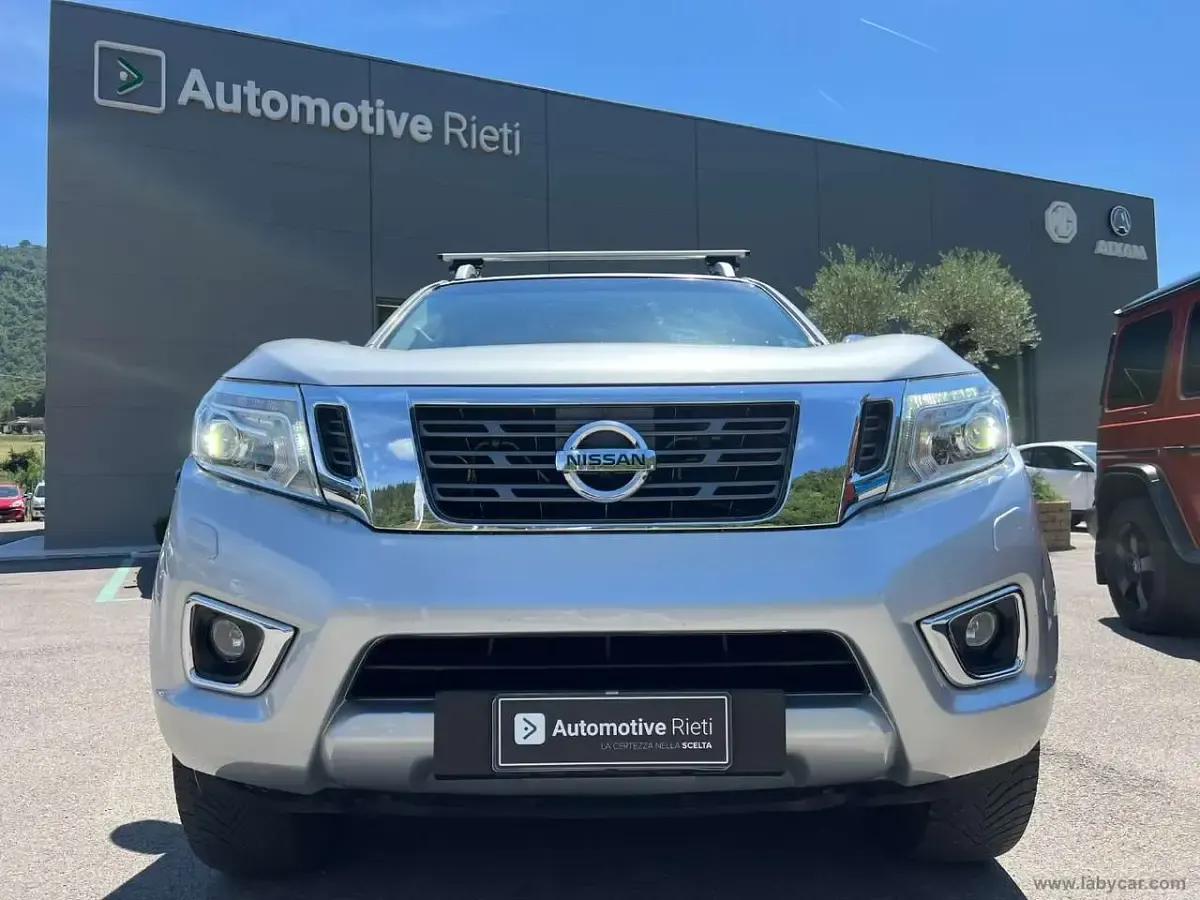 Usata Nissan Navara Tekna 190 CV (139 kW) 2017 Argento Pick-up