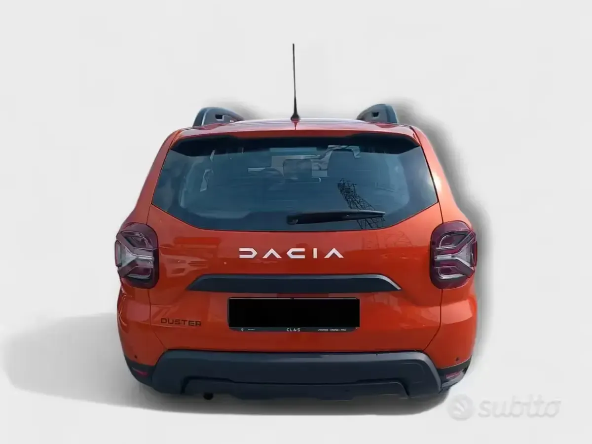 Usata Dacia Duster Expression 91 CV (66 kW) 2023 Arancione SUV