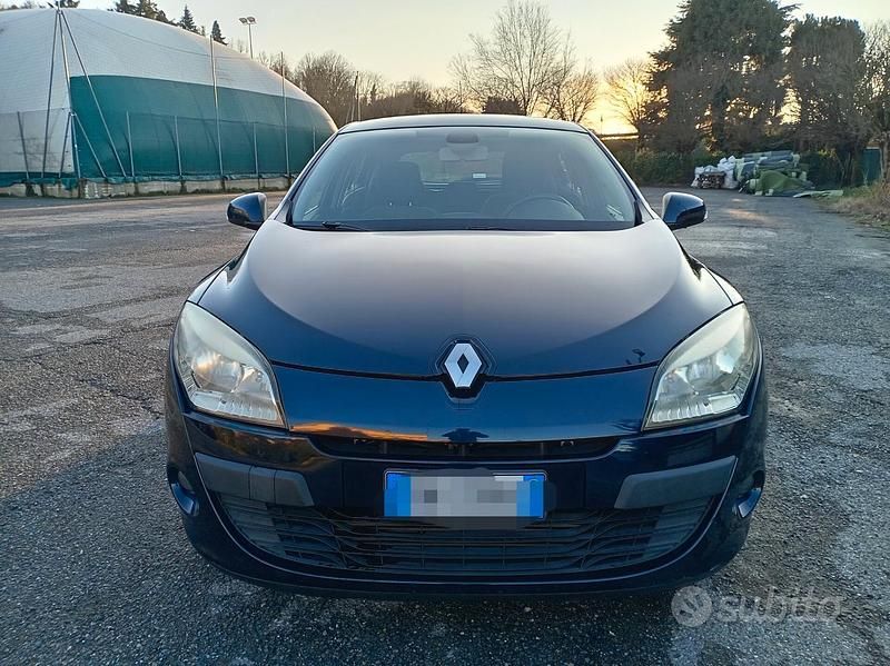 Usata Renault Mégane Dynamique 110 CV (80 kW) 2009 Blu Berlina