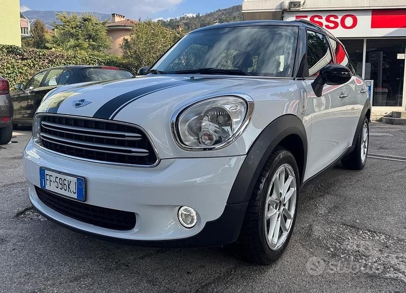 Usata Mini Park Lane Countryman 112 CV (82 kW) 2016 Bianco SUV