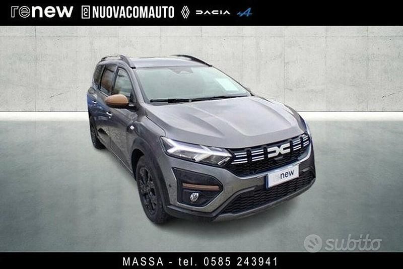 Usata Dacia Jogger Extreme 101 CV (74 kW) 2024 Rosso Monovolume