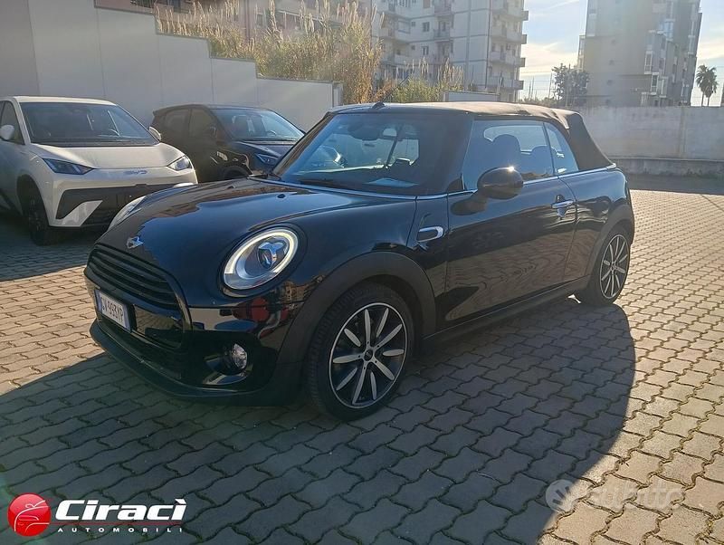 Usata Mini Cooper D Cabriolet 116 CV (85 kW) 2017 Nero Cabrio