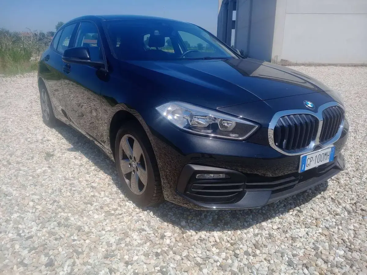 Usata BMW 116 Advantage 116 CV (85 kW) 2023 Nero Utilitaria