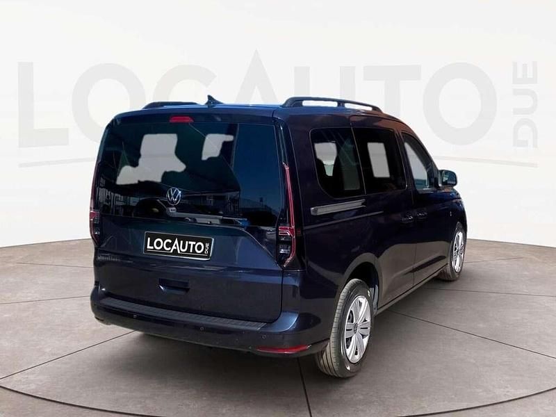 Usata VW Caddy Life 114 CV (83 kW) 2023 Blu Monovolume