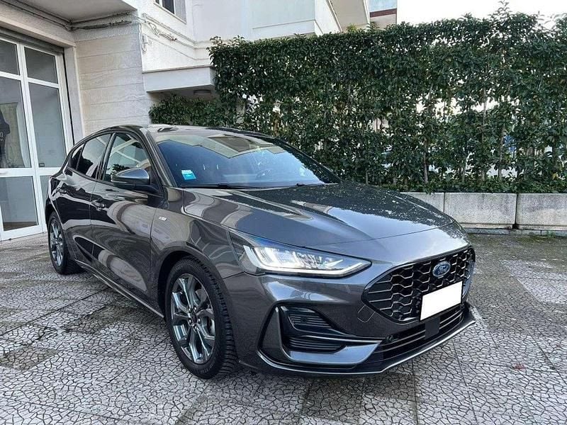 Nero Usata 2025 Ford Focus ST-Line Berlina | 22.900 € (Ottimo prezzo) - Immagine 1/4