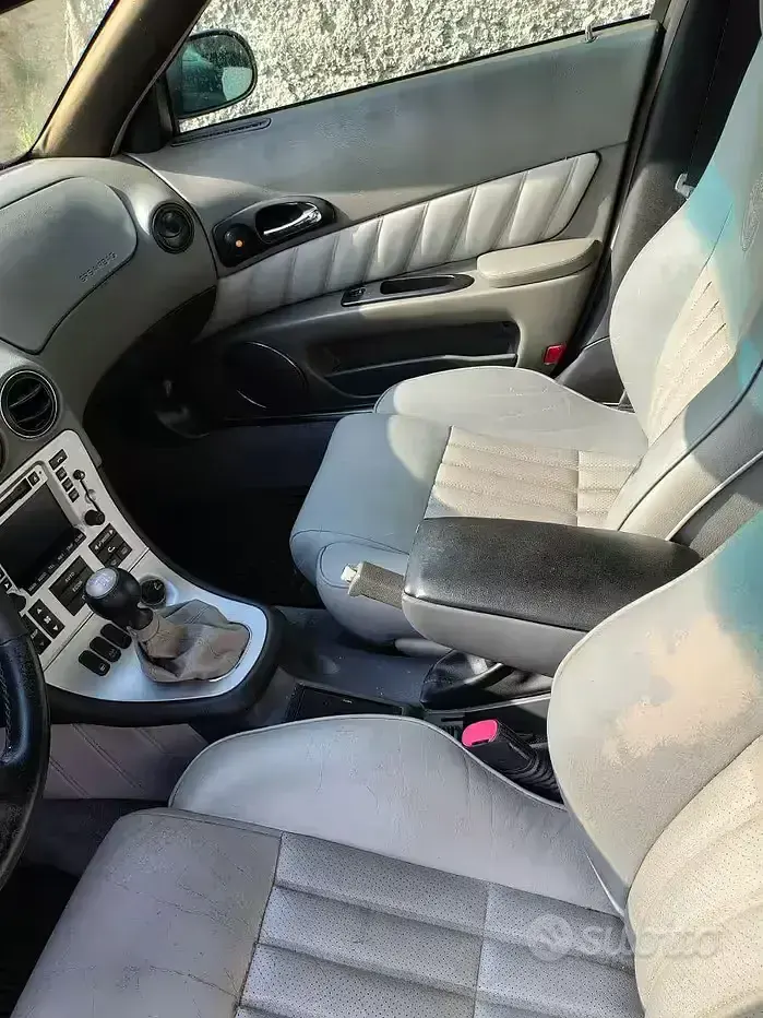 Usata Alfa Romeo 166 136 CV (100 kW) 2004 Berlina