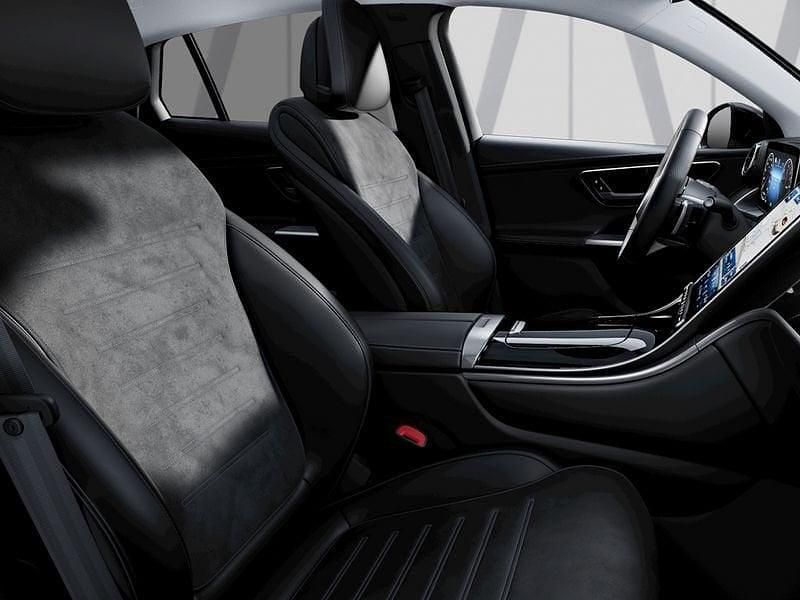 Nuova Mercedes GLC300 Advanced 333 CV (244 kW) 2025 Nero Coupé