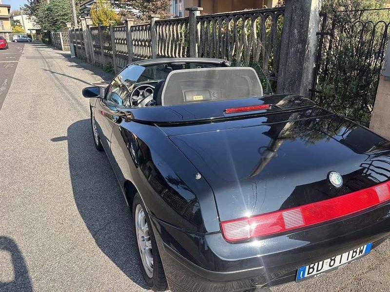 Usata Alfa Romeo GTV 144 CV (105 kW) 1999 Nero Coupé