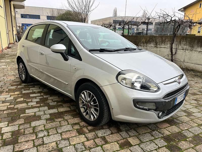 Usata Fiat Punto Evo Dynamic 77 CV (56 kW) 2009 Grigio Utilitaria