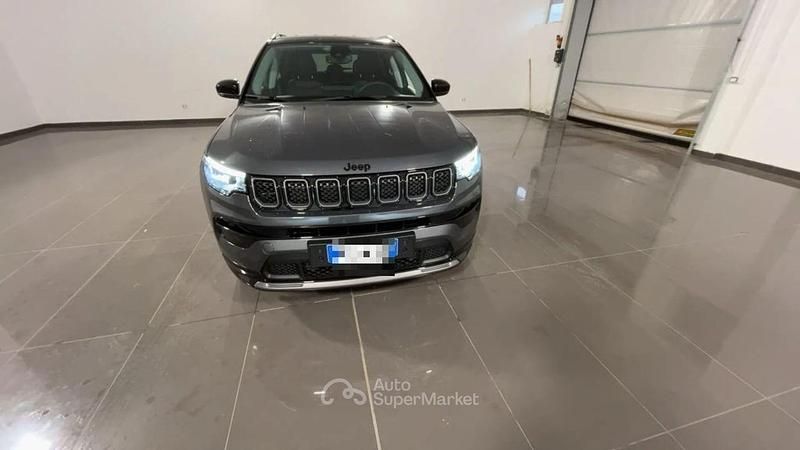 Usata Jeep Compass 131 CV (96 kW) 2023 Grigio scuro SUV