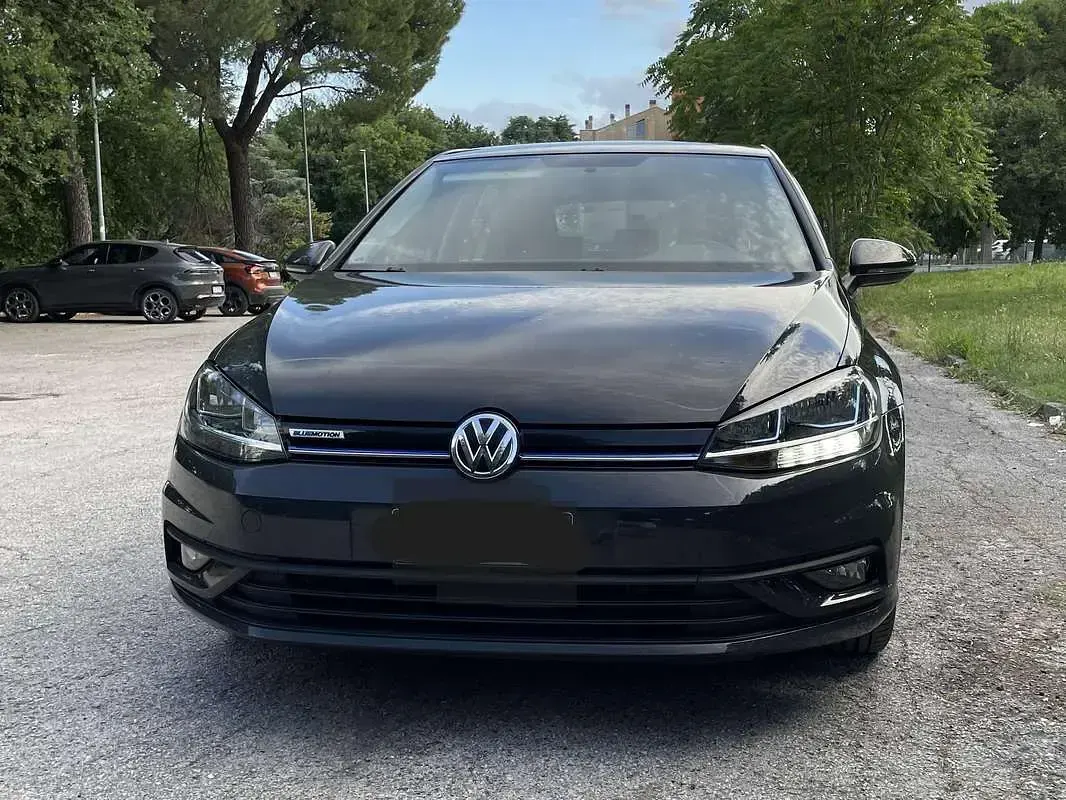 Usata VW Golf VII Business 131 CV (96 kW) 2019 Grigio Berlina