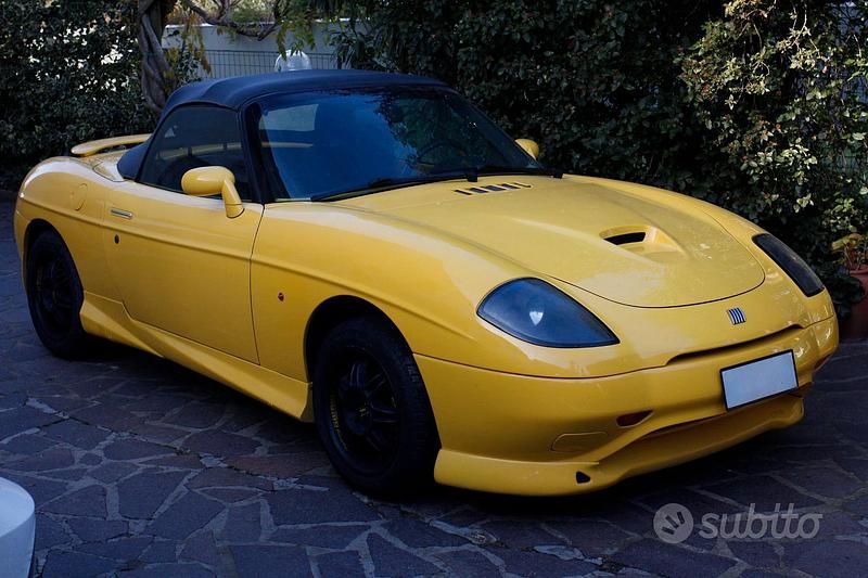 Usata Fiat Barchetta 130 CV (95 kW) 1998 Giallo Cabrio
