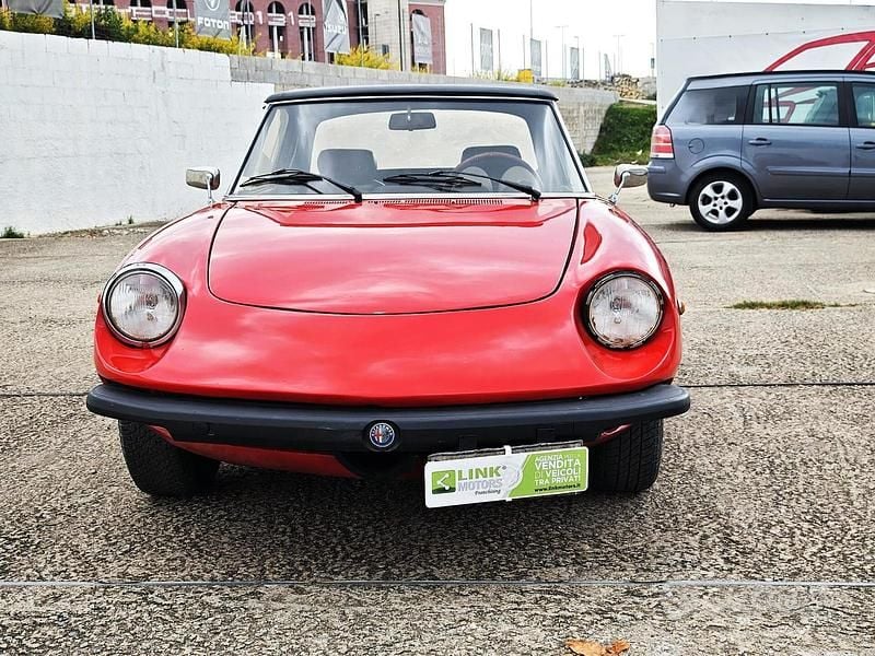 Usata Alfa Romeo Spider 101 CV (74 kW) 1986 Rosso(met.) Cabrio