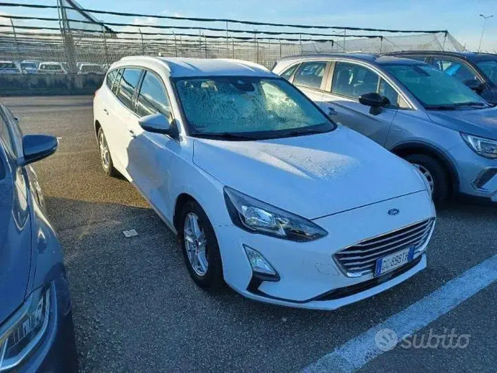 Usado Ford Focus Business Edition 120 HP (88 kW) 2020 Branco Carrinha