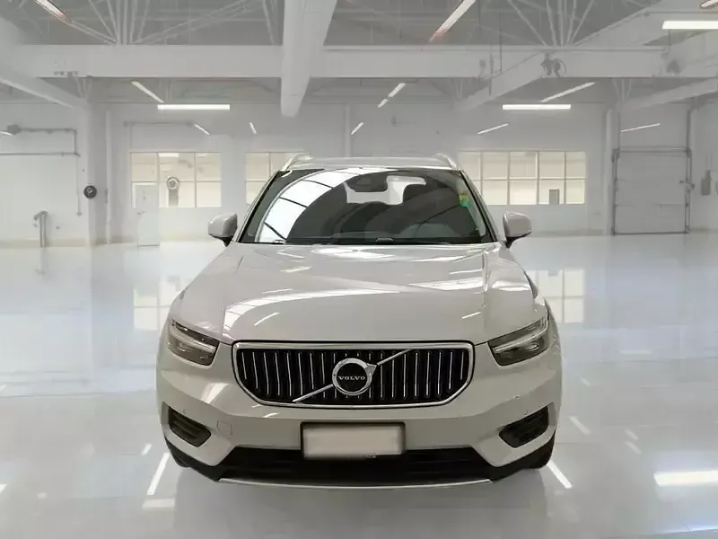Usata Volvo XC40 129 CV (94 kW) 2021 SUV