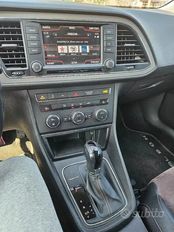 Usata Seat Leon 184 CV (135 kW) 2016 Grigio Station wagon