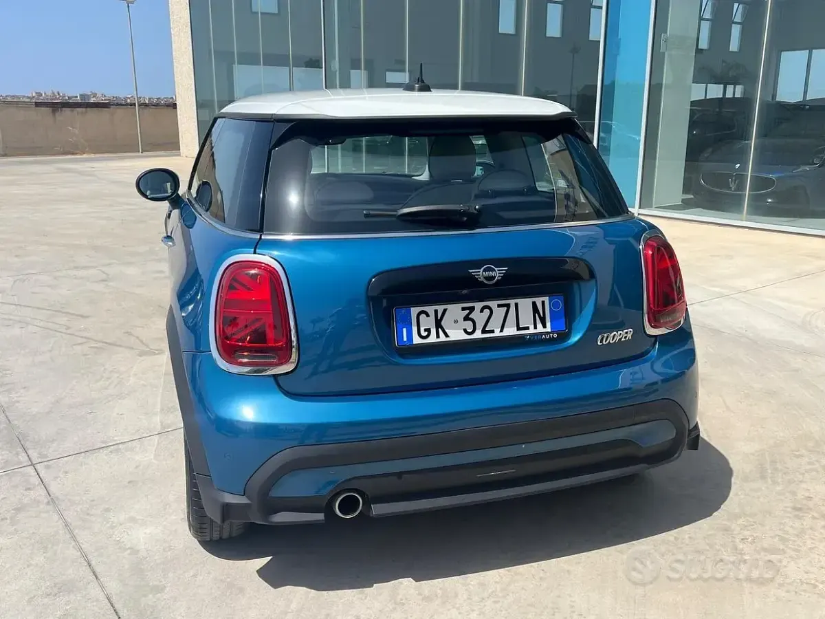 Usata Mini Cooper Resolute Edition 136 CV (100 kW) 2022 Bluazzurro Utilitaria