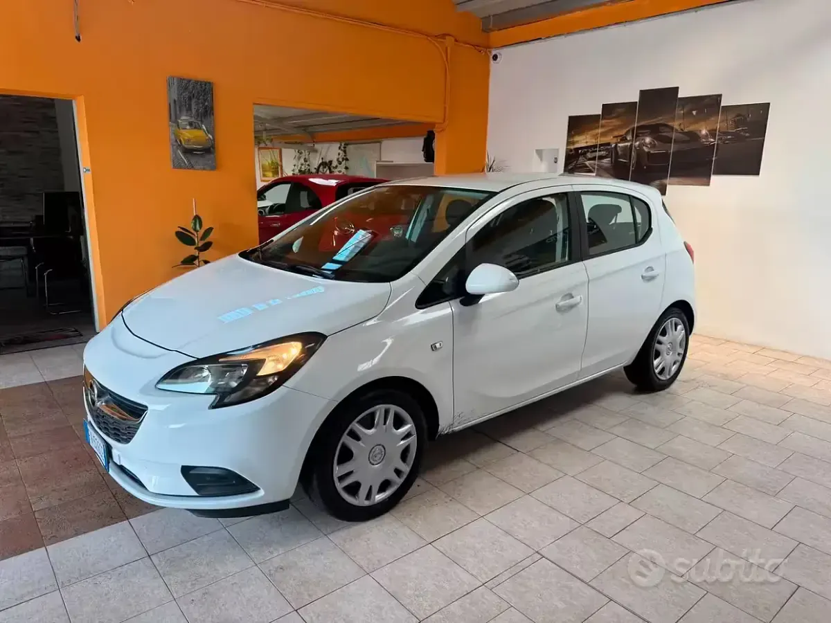 Usata Opel Corsa 69 CV (50 kW) 2019 Bianco Utilitaria