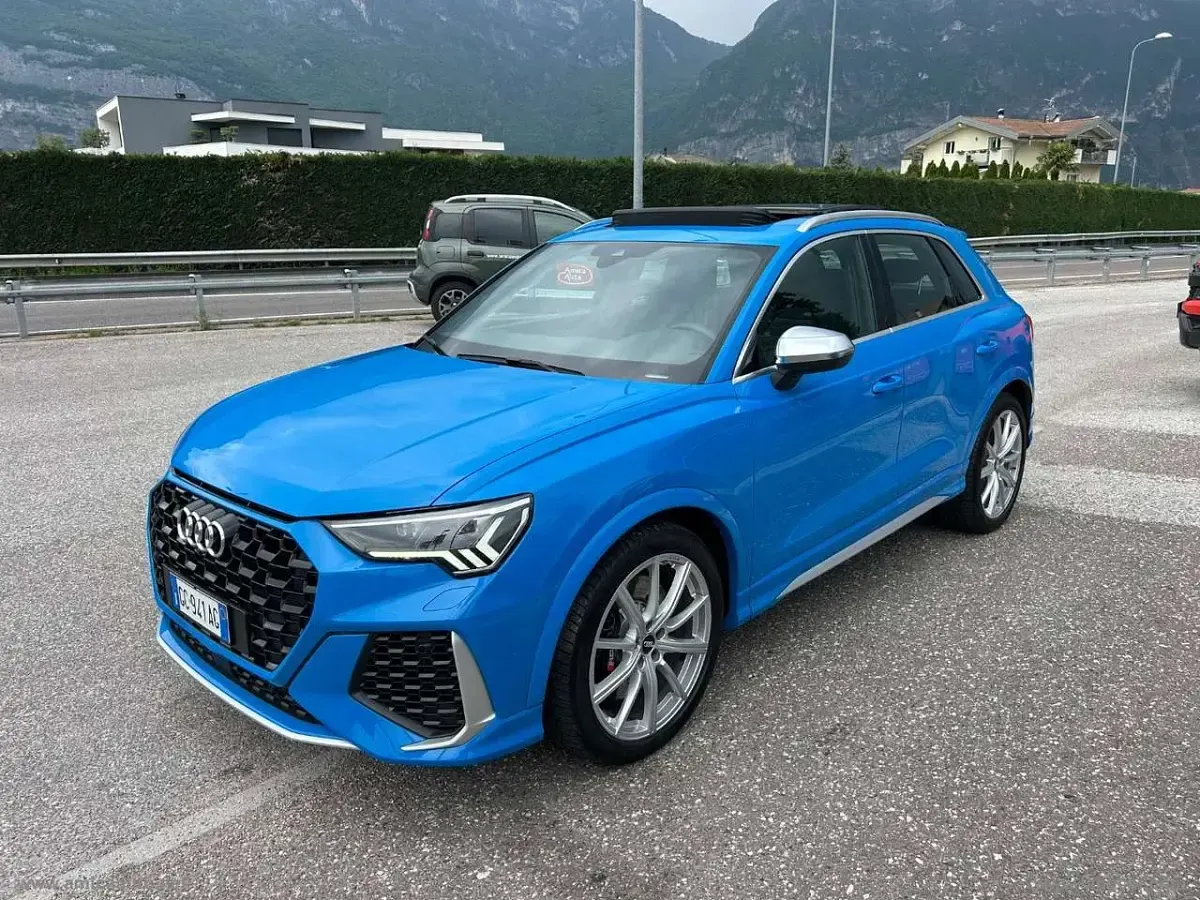 Usata Audi Q3 400 CV (294 kW) 2020 Blu/azzurro SUV