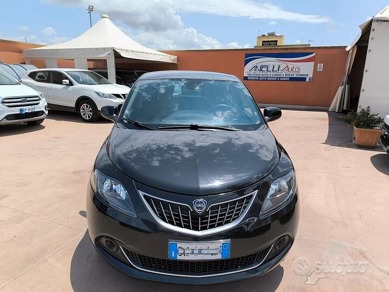 Usata Lancia Ypsilon S 69 CV (50 kW) 2022 Nero Utilitaria