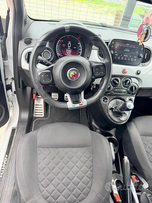 Usata Abarth 595 145 CV (106 kW) 2022 Grigio Berlina