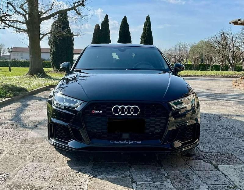 Usata Audi RS3 Ambiente 400 CV (294 kW) 2018 Nero Berlina