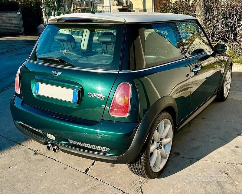 Usata Mini Cooper S 163 CV (119 kW) 2004 Verde Utilitaria
