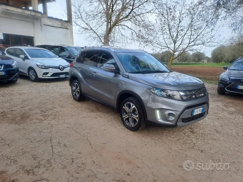 Usata Suzuki Vitara 120 CV (88 kW) 2016 Grigio SUV