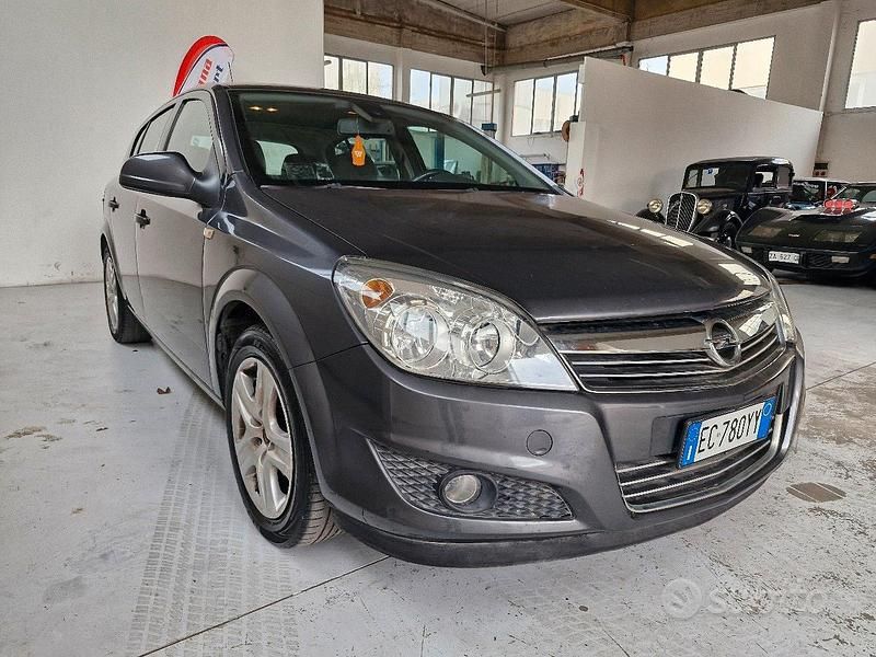 Usata Opel Astra 2010 Berlina