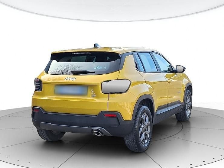 Begagnad Jeep Avenger Longitude 101 HK (74 kW) 2024 Gul SUV