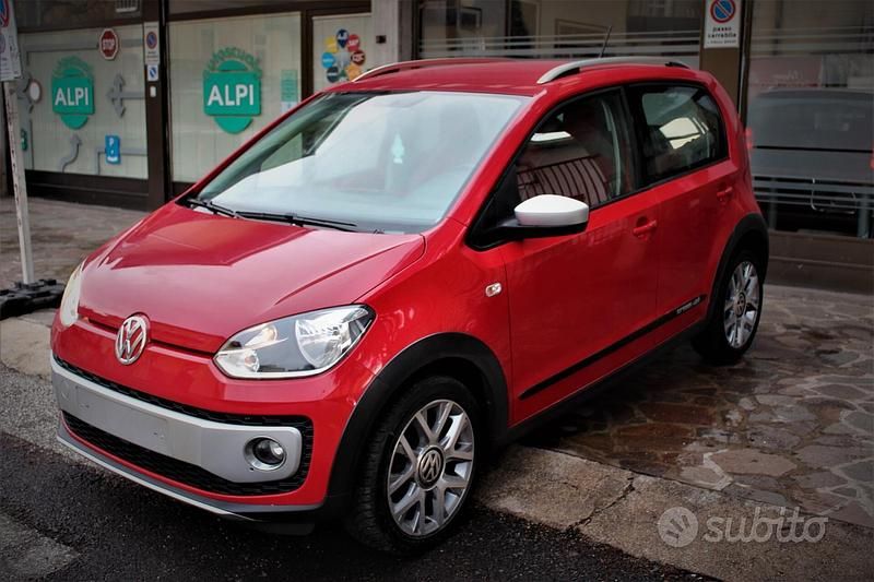 Usata VW up! 75 CV (55 kW) 2015 Rosso Utilitaria