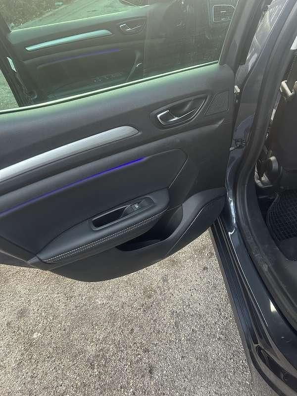 Usata Renault Mégane IV Intens 110 CV (80 kW) 2017 Berlina