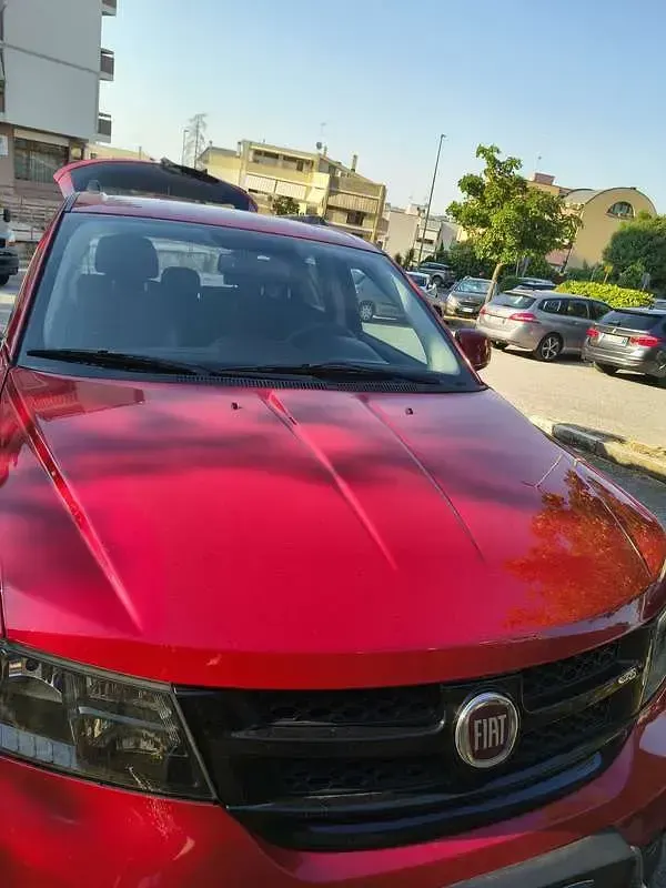 Usata Fiat Freemont Cross 170 CV (125 kW) 2015 Rosso SUV