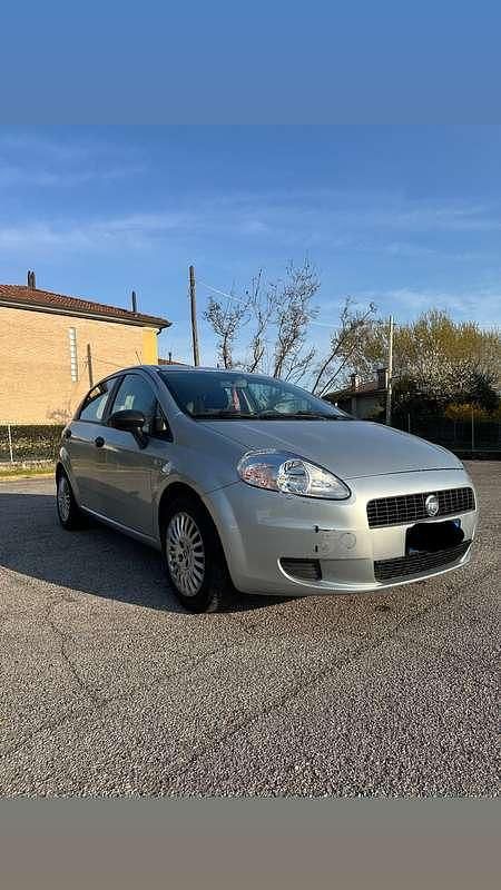 Usata Fiat Grande Punto 60 CV (44 kW) 2005 Utilitaria