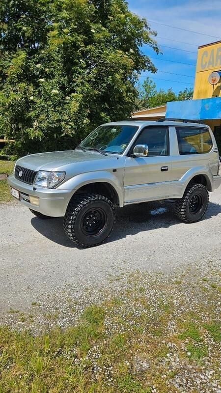 Grigio Usata 1999 Toyota Land Cruiser SUV | 13.000 € (Buon prezzo) - Immagine 1/4