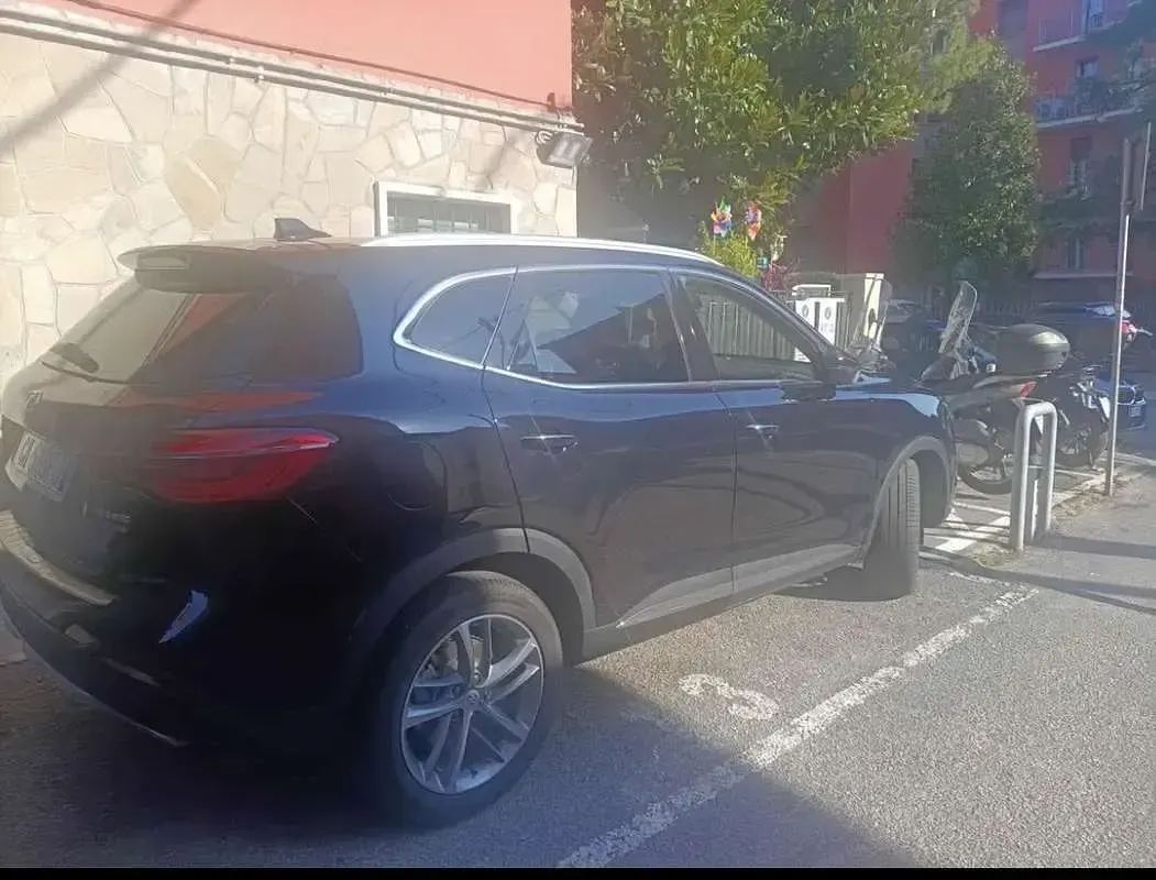 Usata MG EHS Exclusive 162 CV (119 kW) 2023 SUV