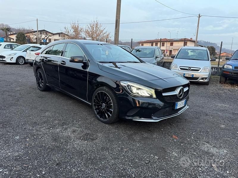 Nero Usata 2018 Mercedes CLA200 Premium Berlina | 13.800 € (Super prezzo) - Immagine 1/4