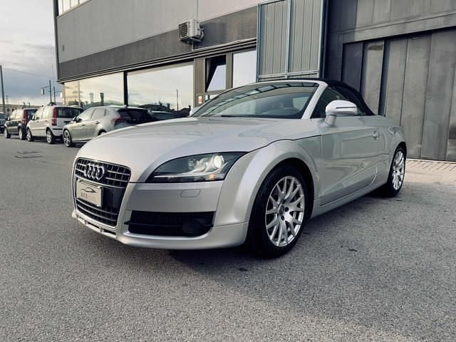Usata Audi TT Roadster 200 CV (147 kW) 2007 Argento Cabrio