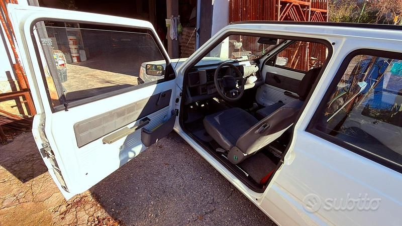 Usata Fiat Panda Young 54 CV (39 kW) 2002 Bianco Utilitaria