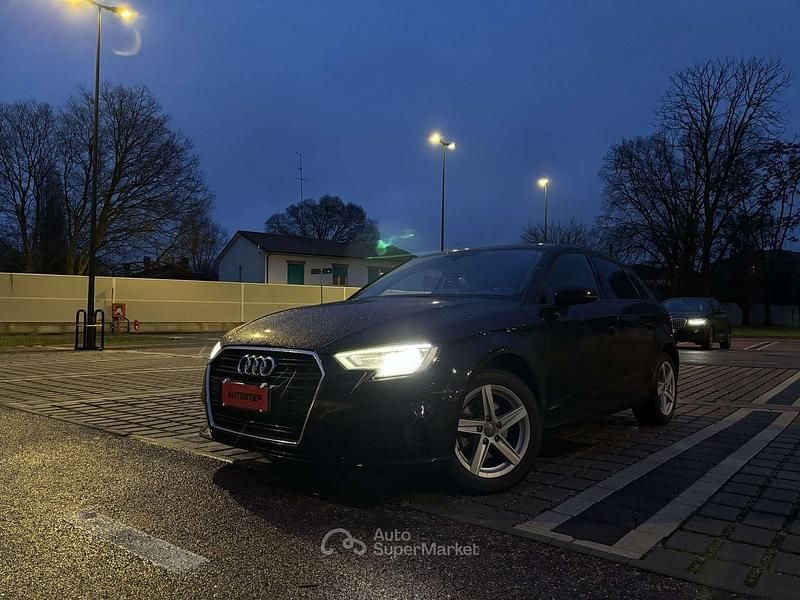 Usata Audi A3 Ambiente 116 CV (85 kW) 2018 Nero Berlina