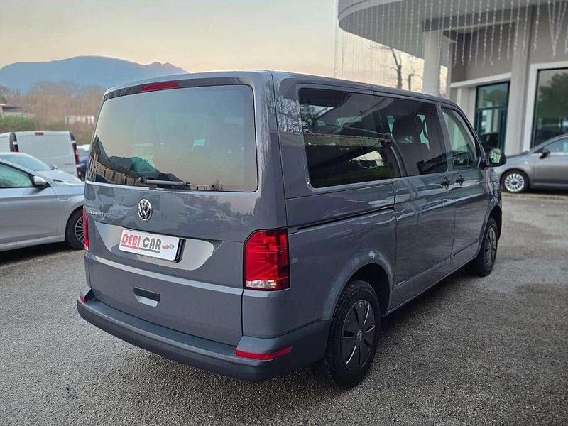 Usata VW T6.1 Trendline 110 CV (80 kW) 2022 Grigio scuro Furgone